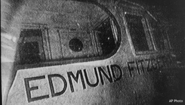 Edmund Fitzgerald underwater AP 111017_431552