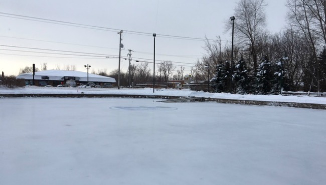 ice-rink-millennium-park-portage 121416_268113