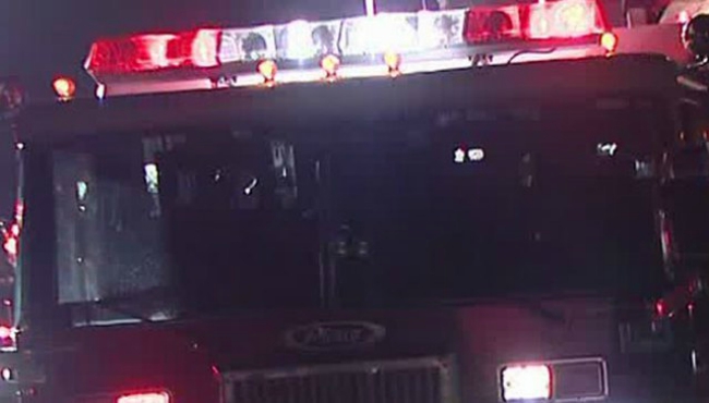 generic-fire-truck night 111817_435604