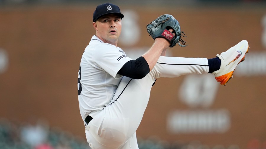 Detroit Tigers pitcher Tarik Skubal throws against the Seattle Mariners in the first inning of a baseball game, Tuesday, Aug. 13, 2024, in Detroit. (AP Photo/Paul Sancya)