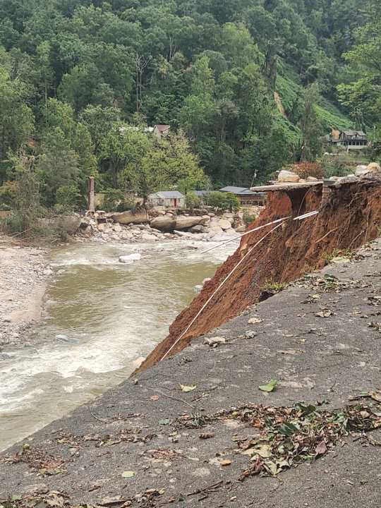 Destruction left behind by Hurricane Helene in North Carolina. (Courtesy Michigan Task Force 1)