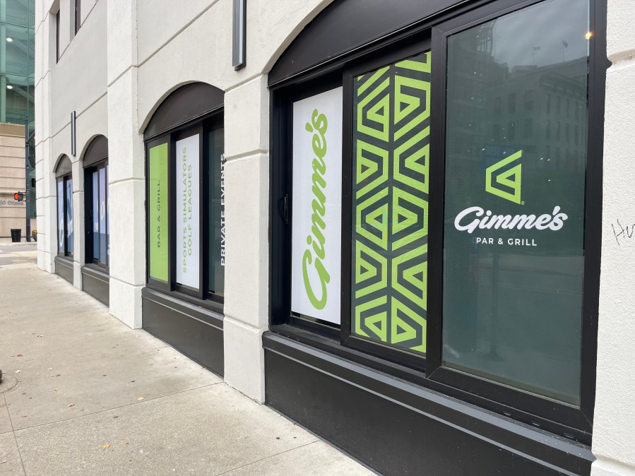 Gimme's Par and Grill at the intersection of Ottawa Avenue and Louis Street in downtown Grand Rapids. (Oct. 31, 2024)