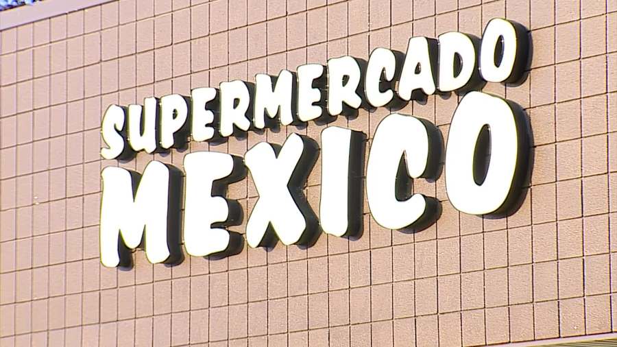Supermercado Mexico on Division Avenue in Wyoming.