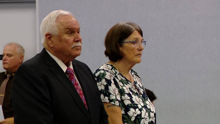 Teresa Robart stands next to her attorney Terry Nolan as she pleads in connection to the death of her grandson. (Oct. 29, 2024)