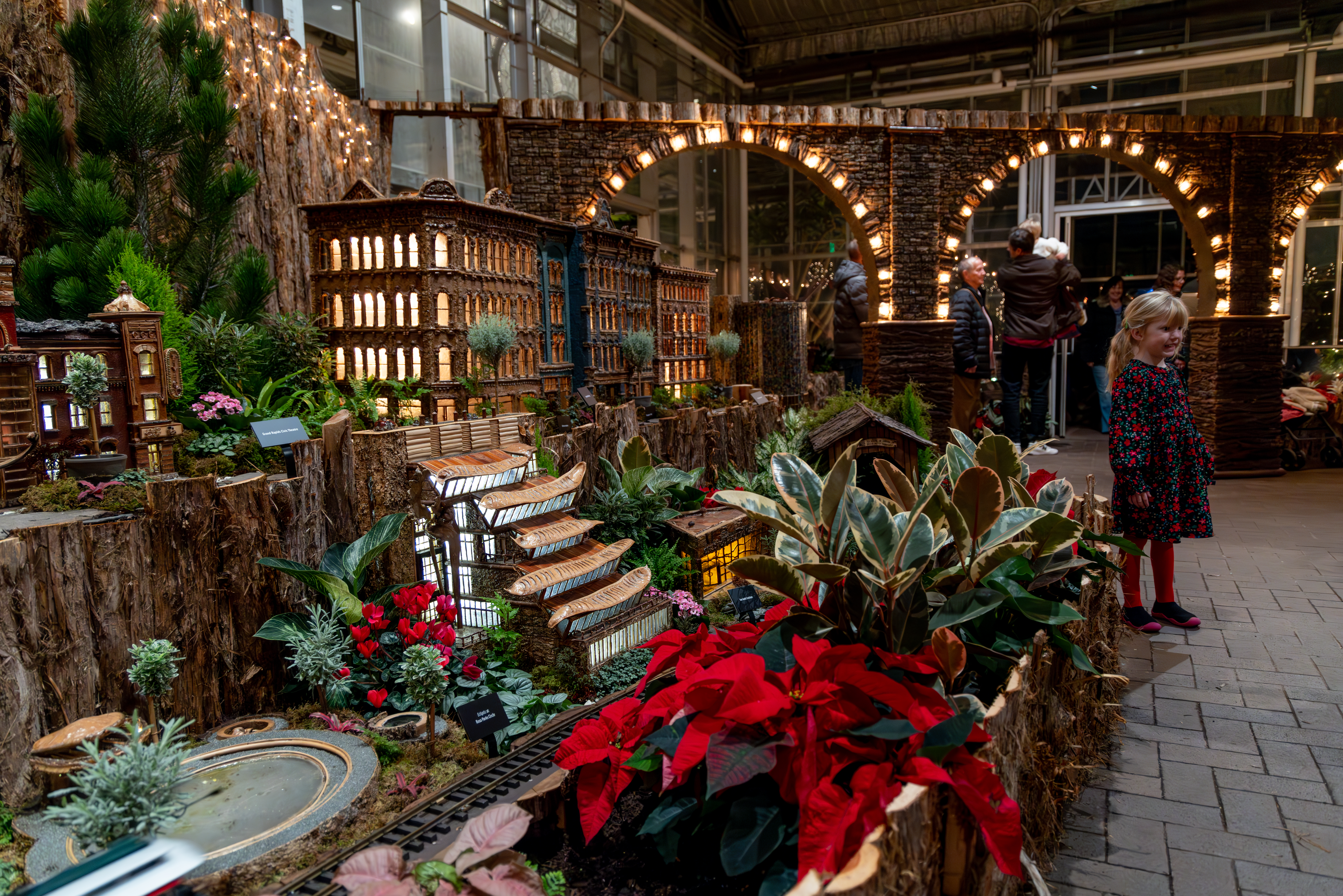 University of Michigan Health-West: Christmas & Holiday Traditions at Frederik Meijer Gardens. (Michael Buck/WOOD TV8)