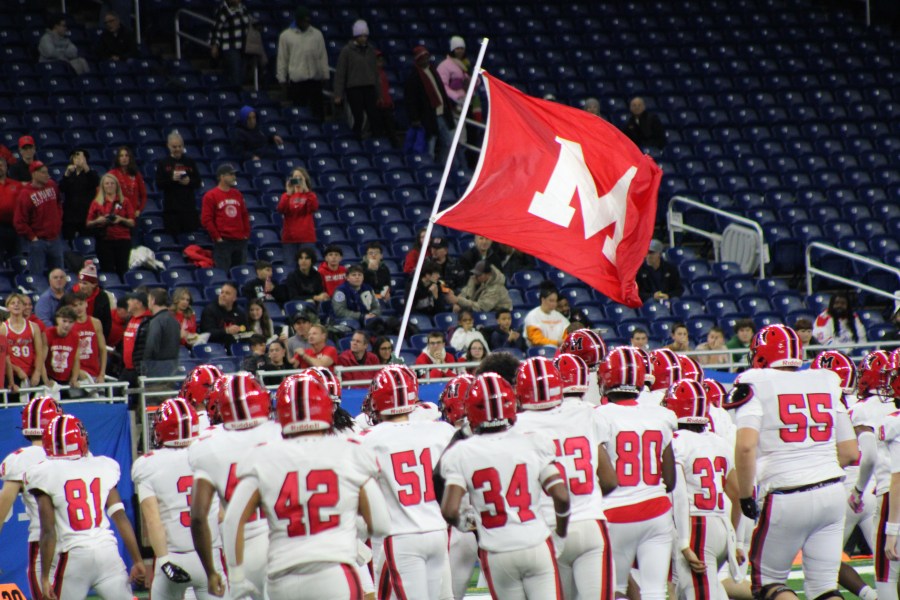 Byron Center lost to Orchard Lake St. Mary’s 35-19 in the Division 2 Finals. (Dean Holzwarth/WOOD TV8)