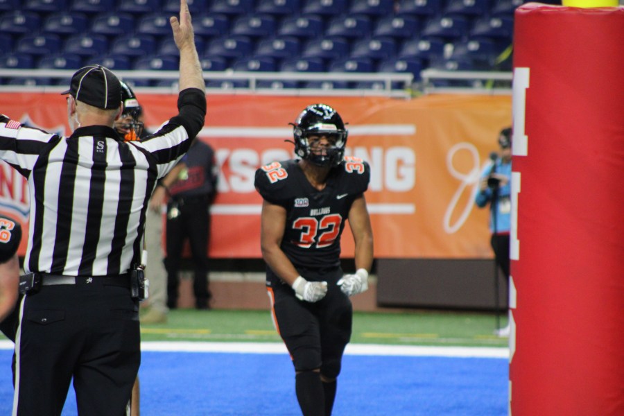 Byron Center lost to Orchard Lake St. Mary’s 35-19 in the Division 2 Finals. (Dean Holzwarth/WOOD TV8)