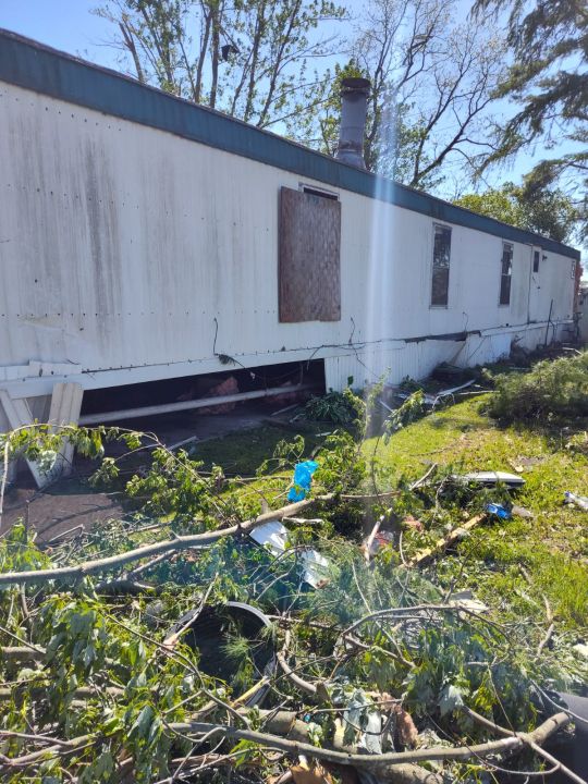 Damaged mobile homes at Pavilion Estates. (Courtesy David Blodgett)