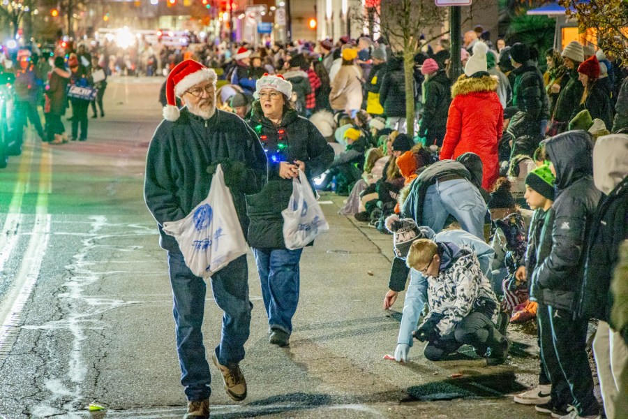 The Grand Rapids Santa Parade, sponsored by Gentex, and tree lighting ceremony on Dec. 7, 2024. (Michael Buck/WOOD TV8)
