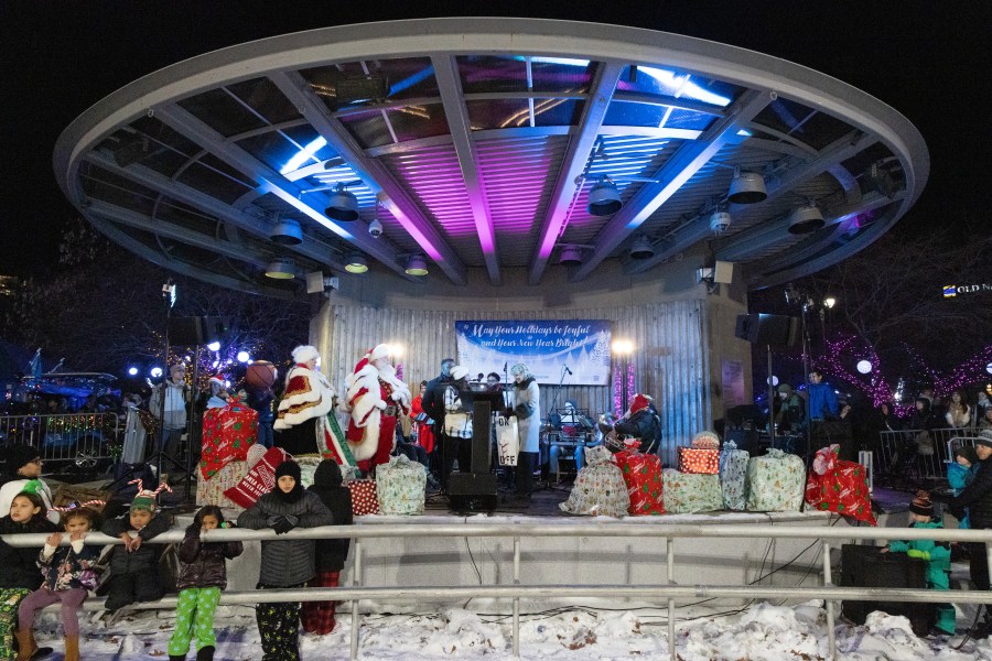 The Grand Rapids Santa Parade, sponsored by Gentex, and tree lighting ceremony on Dec. 7, 2024. (Michael Buck/WOOD TV8)