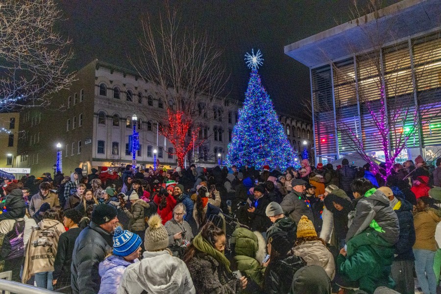 The Grand Rapids Santa Parade, sponsored by Gentex, and tree lighting ceremony on Dec. 7, 2024. (Michael Buck/WOOD TV8)
