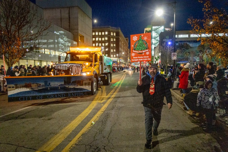 The Grand Rapids Santa Parade, sponsored by Gentex, and tree lighting ceremony on Dec. 7, 2024. (Michael Buck/WOOD TV8)