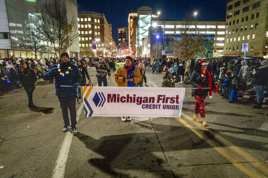 The Grand Rapids Santa Parade, sponsored by Gentex, and tree lighting ceremony on Dec. 7, 2024. (Michael Buck/WOOD TV8)