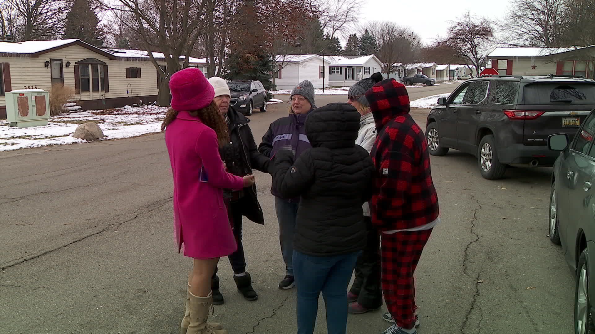 Residents of Windsor Woods Village in Wayland tell News 8's Amanda Porter they are concerned about an upcoming planned Consumers Energy power outage. (Dec. 4, 2024)